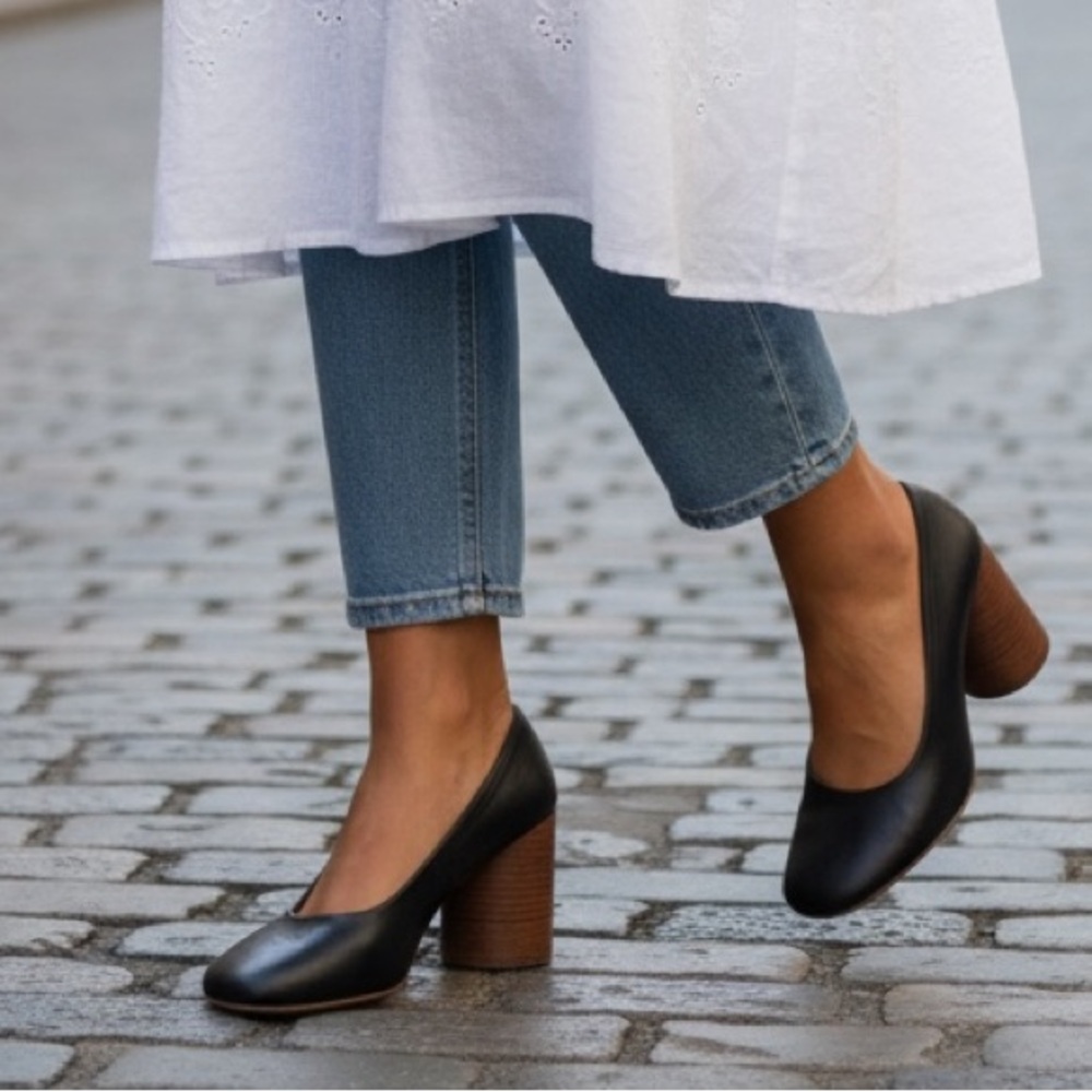 Maison Martin Margiela Round Toe Heels Black